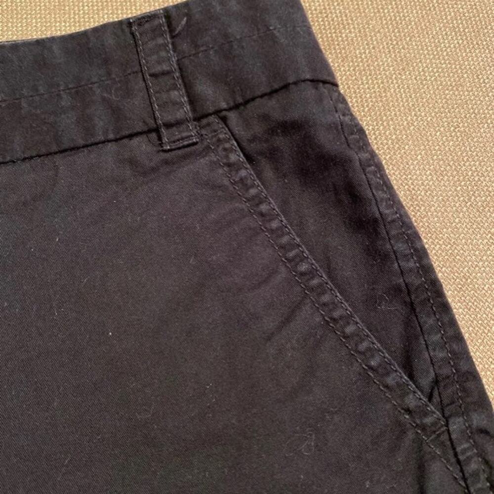 Size 8 J. Crew Chino Shorts - Picture 4 of 8
